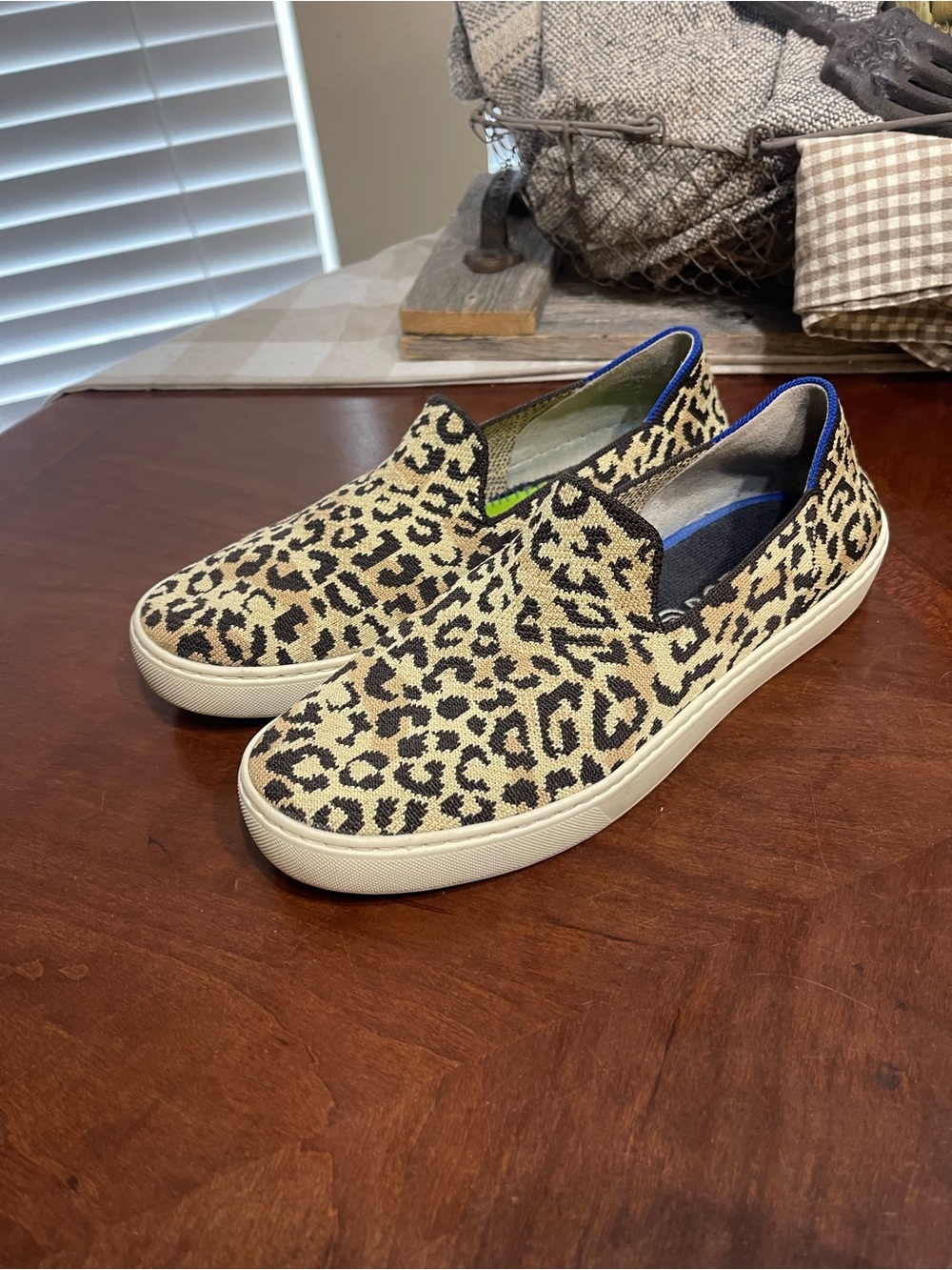 Rothy’s Leopard Print Camo Cat Slip On Sneakers Casual * read - Picture 3 of 13